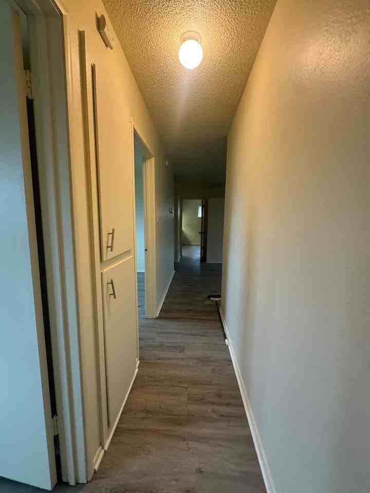 2253 Zinfandel Dr - Photo 4 of 10