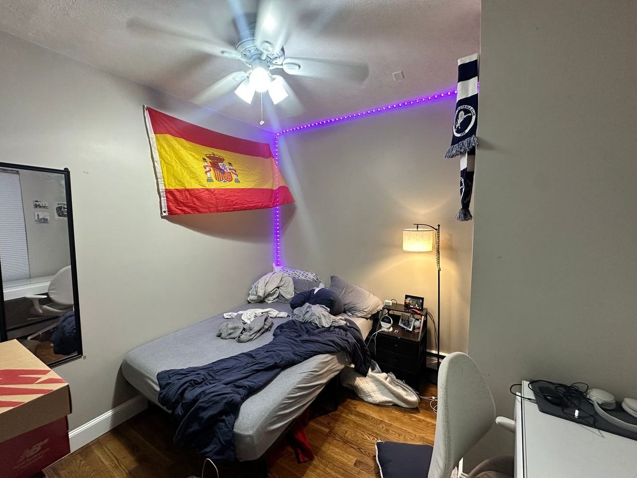 578 Columbus Ave - Photo 4 of 14