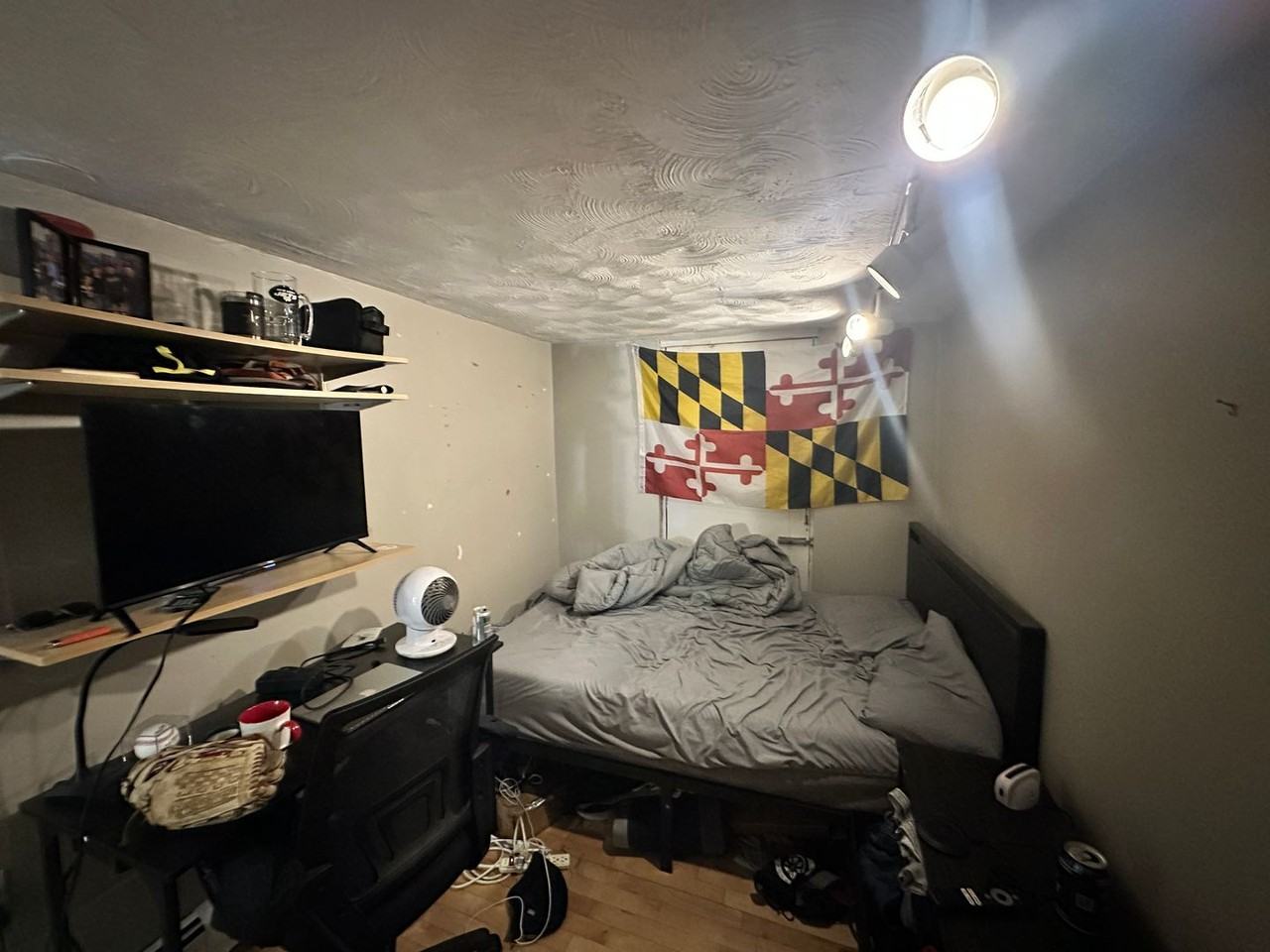 578 Columbus Ave - Photo 6 of 14