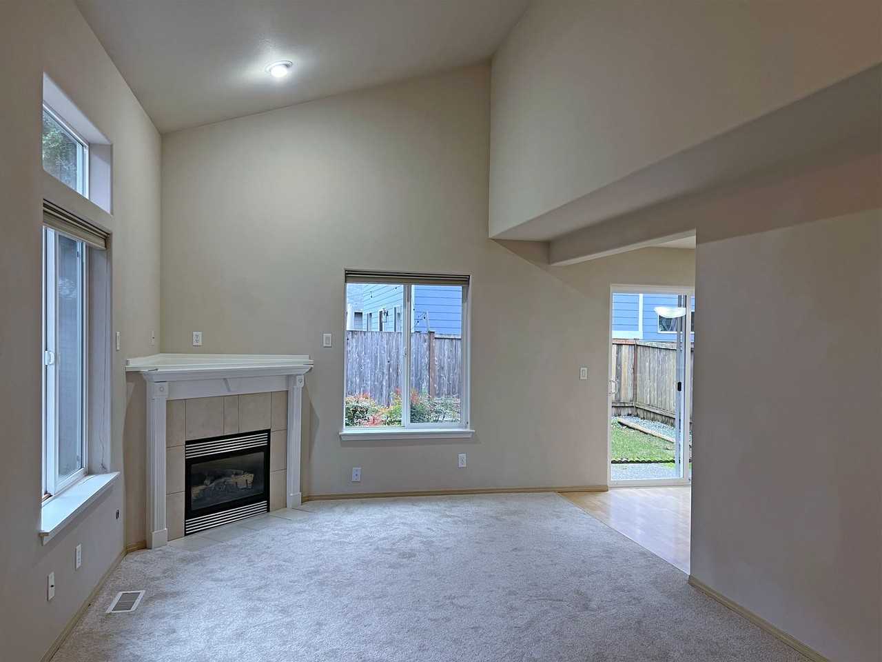 24330 226th Ave Se - Photo 5 of 50