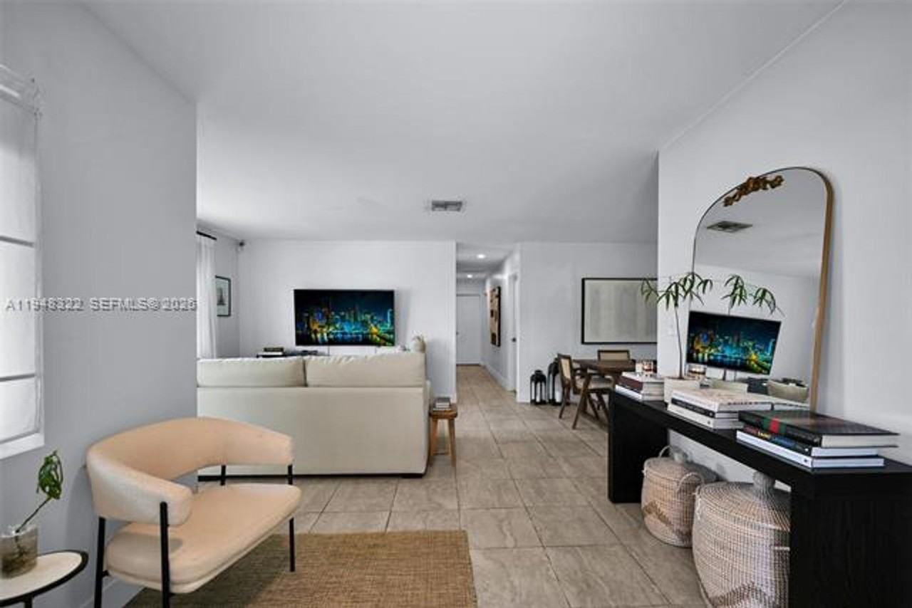 8780 8780 SW 200th Ter th 8780 - Photo 5 of 39