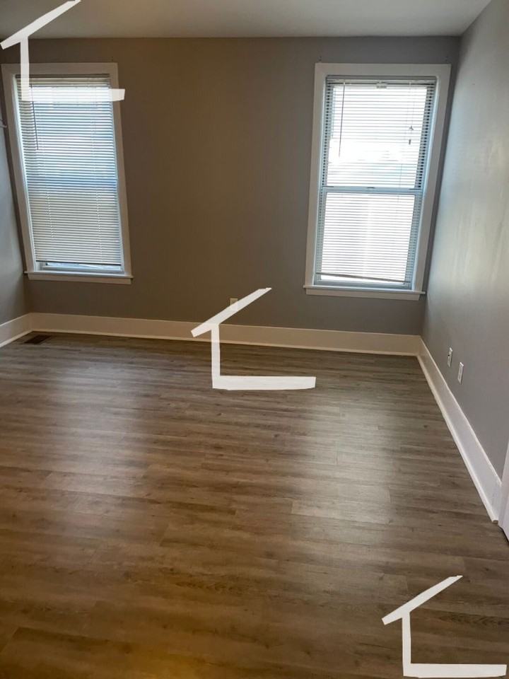 873 E 2nd St - Photo 6 of 9