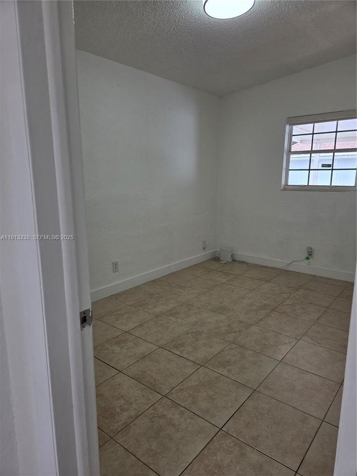 340 Southwest 78th Avenue #0 - Photo 2 of 36