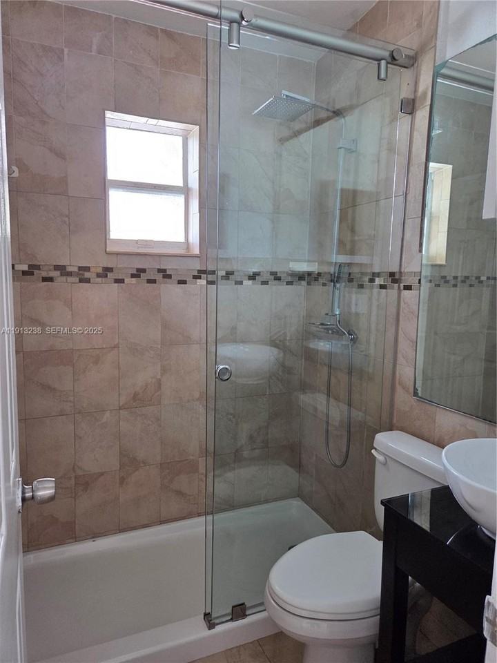 340 Southwest 78th Avenue #0 - Photo 4 of 36