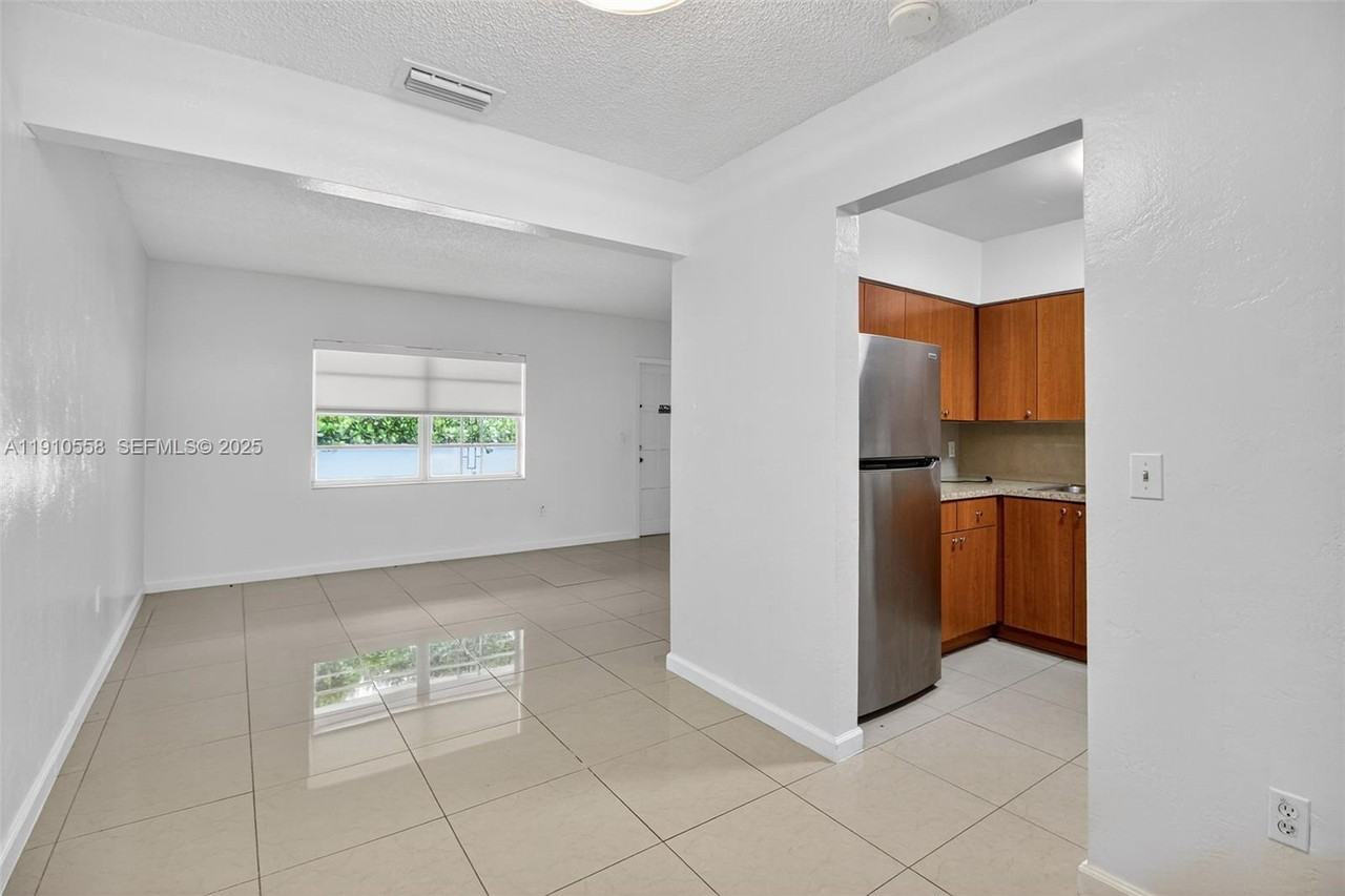 2744 Southwest 23rd Terrace #2 - Photo 3 of 38