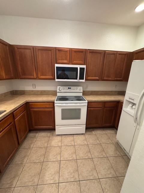 3073 Ashland Ln N - Photo 6 of 29