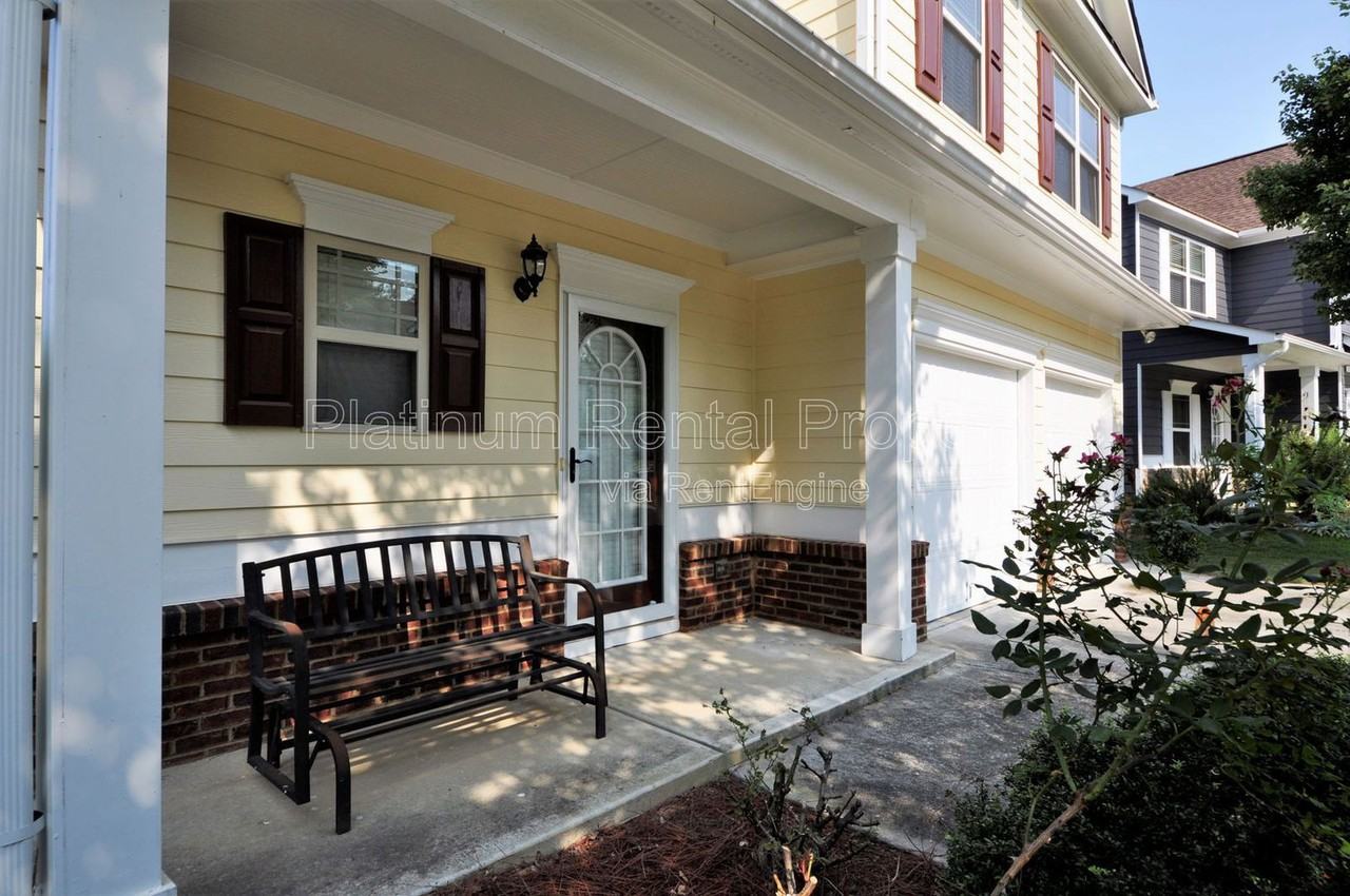 1464 Wilford Dr - Photo 2 of 30