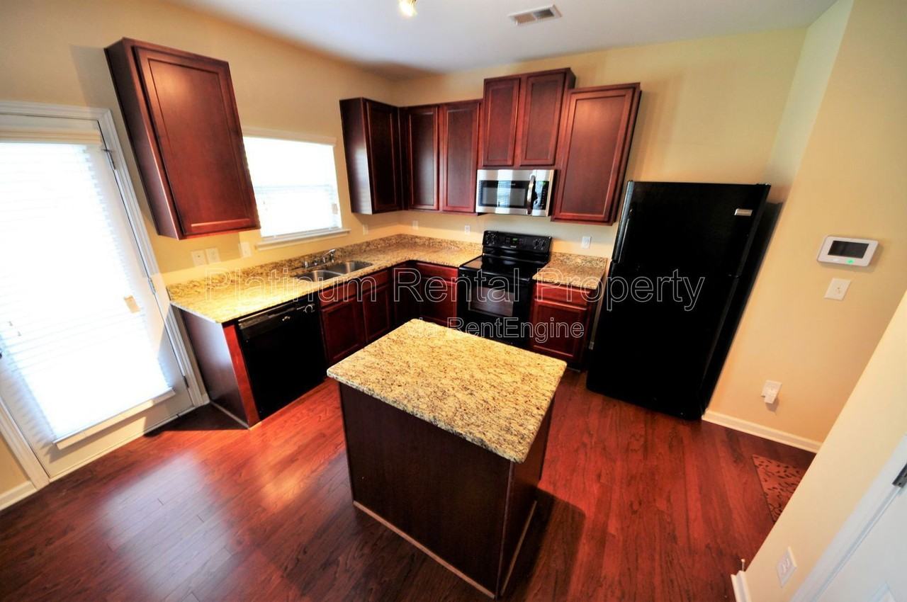 1464 Wilford Dr - Photo 7 of 30