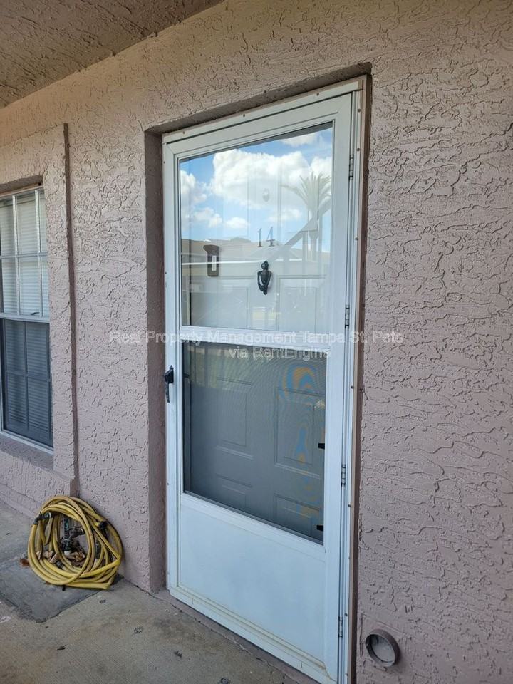 4903 Myrtle Oak Dr #14 - Photo 2 of 50