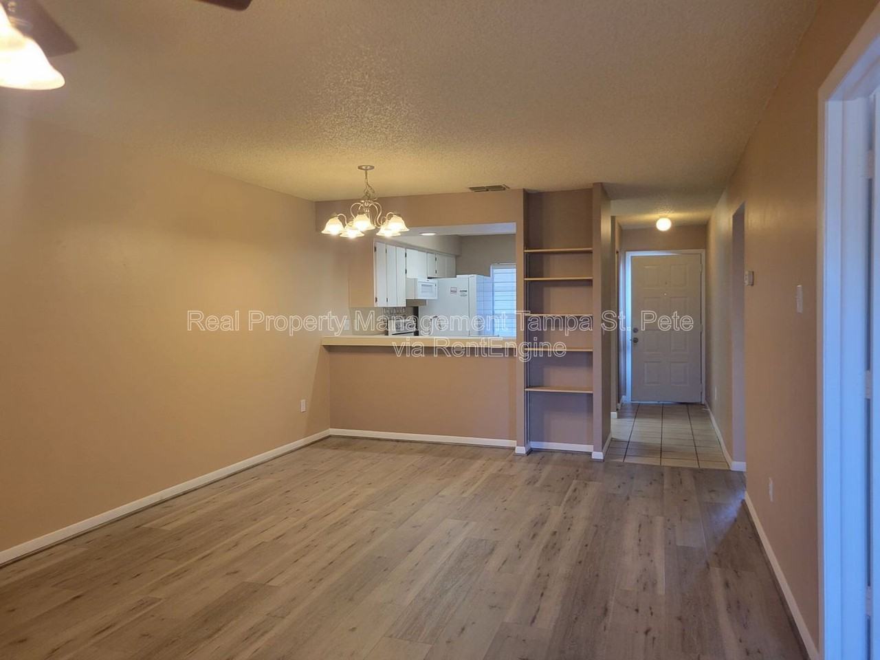 4903 Myrtle Oak Dr #14 - Photo 5 of 50