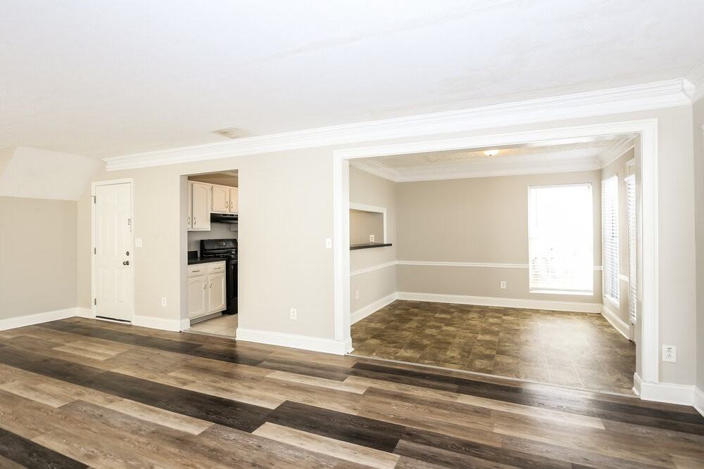 1200 Woodstream Dr - Photo 7 of 17