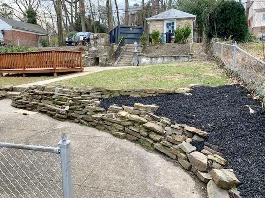 4006 Loch Raven Blvd - Photo 5 of 15