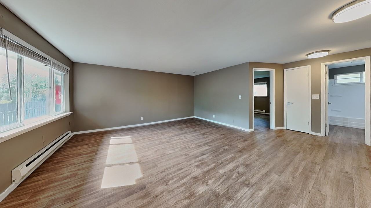 102 Summit Ave N #11 - Photo 2 of 19