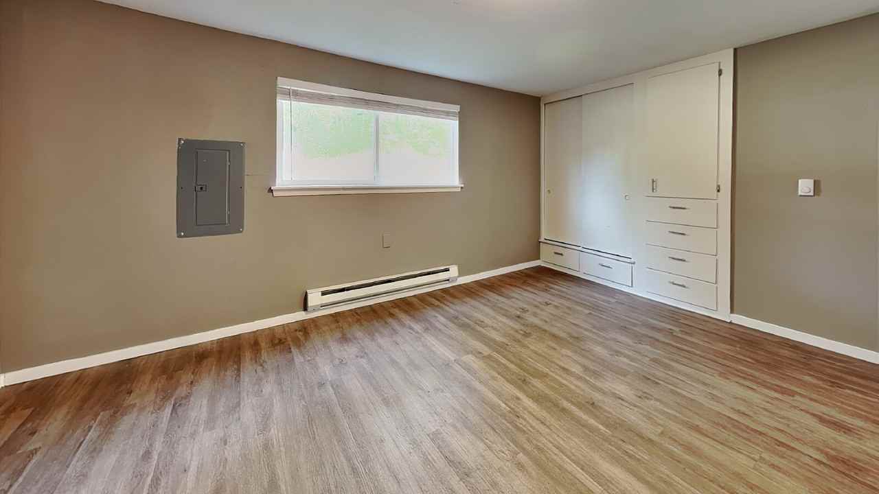 102 Summit Ave N #11 - Photo 7 of 19