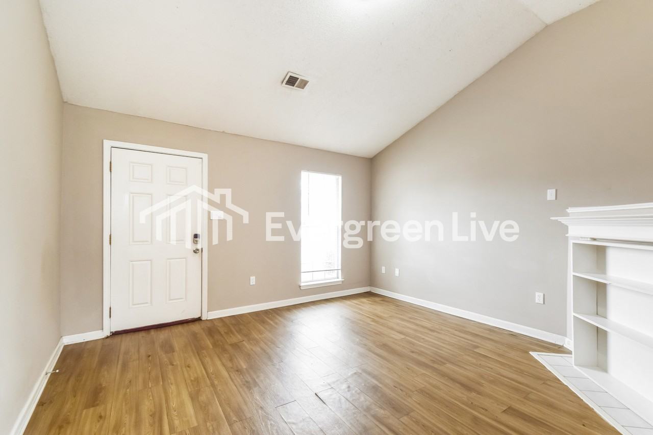 5328 Kristy Ln - Photo 4 of 15