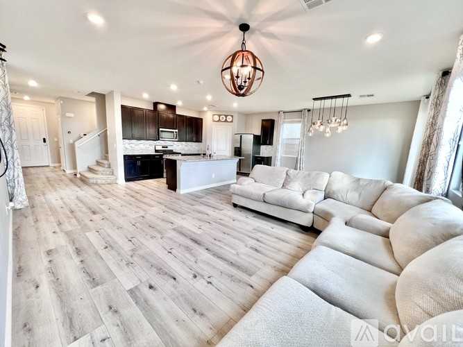 5578 Lushan St - Photo 6 of 23