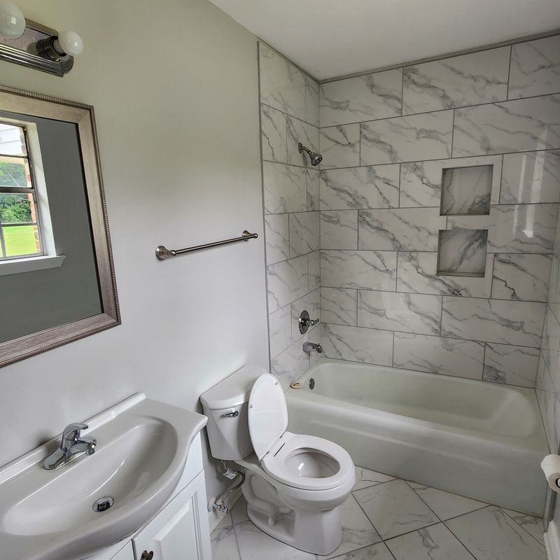 4765 Covington Pike - Photo 5 of 28