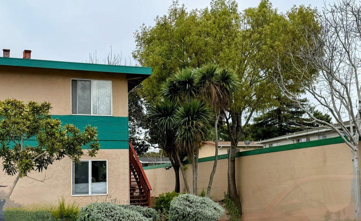 418 Roosevelt Ave ##3 - Photo 3 of 5