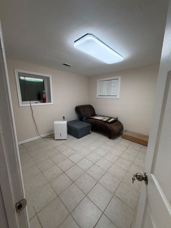 301 S Fillmore St - Photo 6 of 17