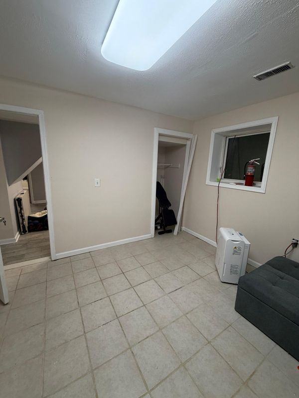 301 S Fillmore St - Photo 7 of 17