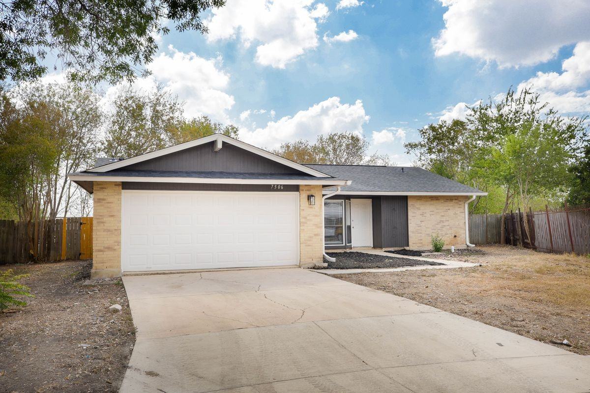 7506 Lincoln Village Dr - Photo 2 of 29