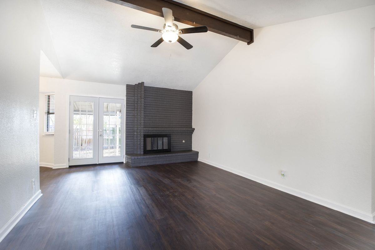 7506 Lincoln Village Dr - Photo 7 of 29