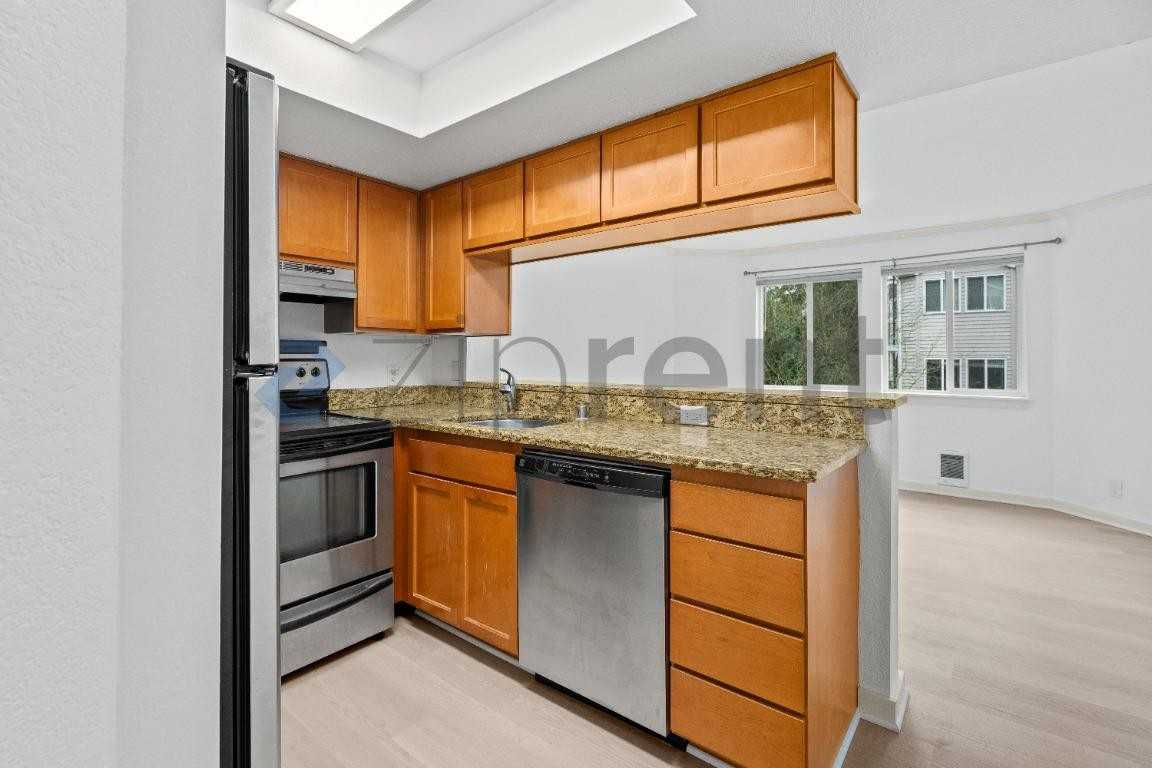 12036 100th Ave Ne #K202 - Photo 6 of 17