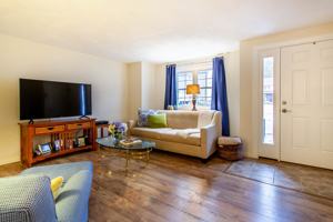 featured image of 33 Lowell Rd