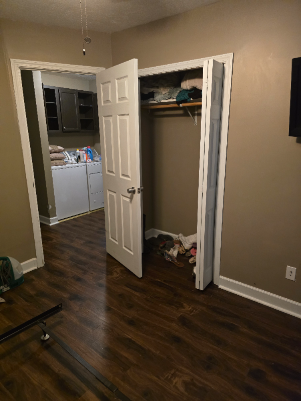 1923 Shelby St - Photo 5 of 6