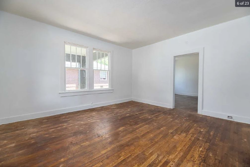 3404 13th Ave #B - Photo 5 of 9