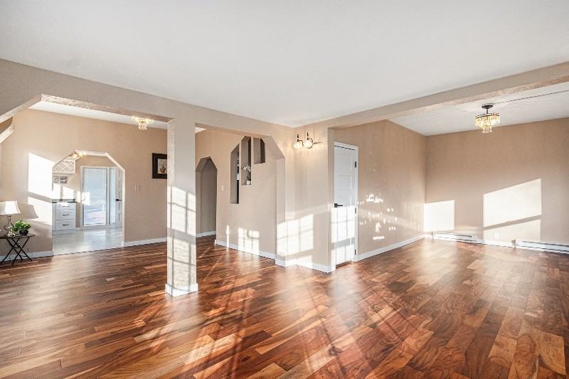 718 E Cache La Poudre St - Photo 3 of 19