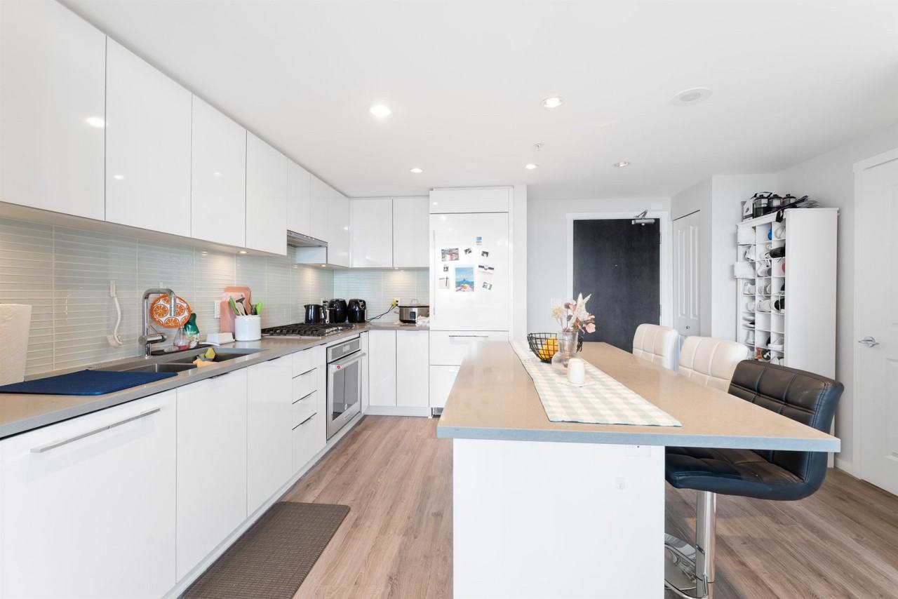 6638 Dunblane Ave - Photo 5 of 20