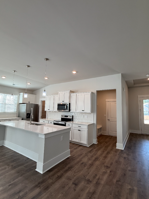 123 Stride Ct - Photo 4 of 13