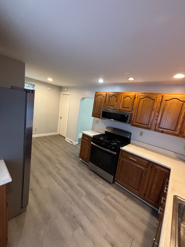 116 Kathleen St - Photo 6 of 20