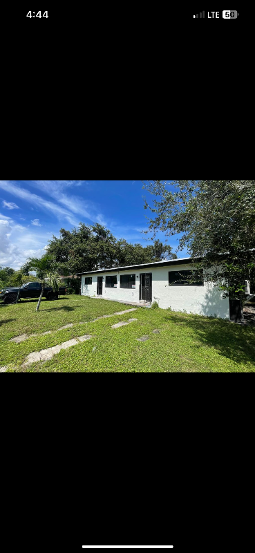 1801 Nw 93rd Ter #180 - Photo 2 of 8