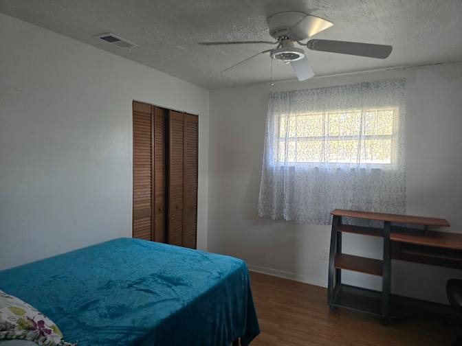 311 Darrow Ave - Photo 3 of 5