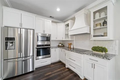 6746 63rd Ter E - Photo 3 of 8