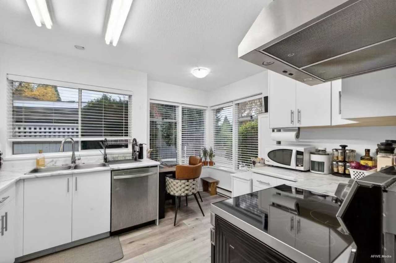 14000 18A Avenue - Photo 2 of 21