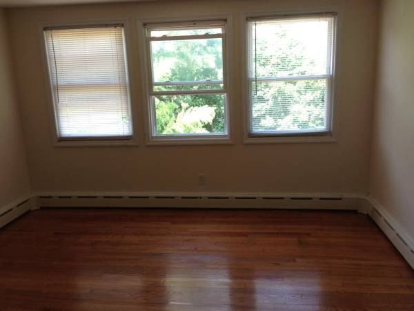 20 Cedar St #NA - Photo 2 of 13