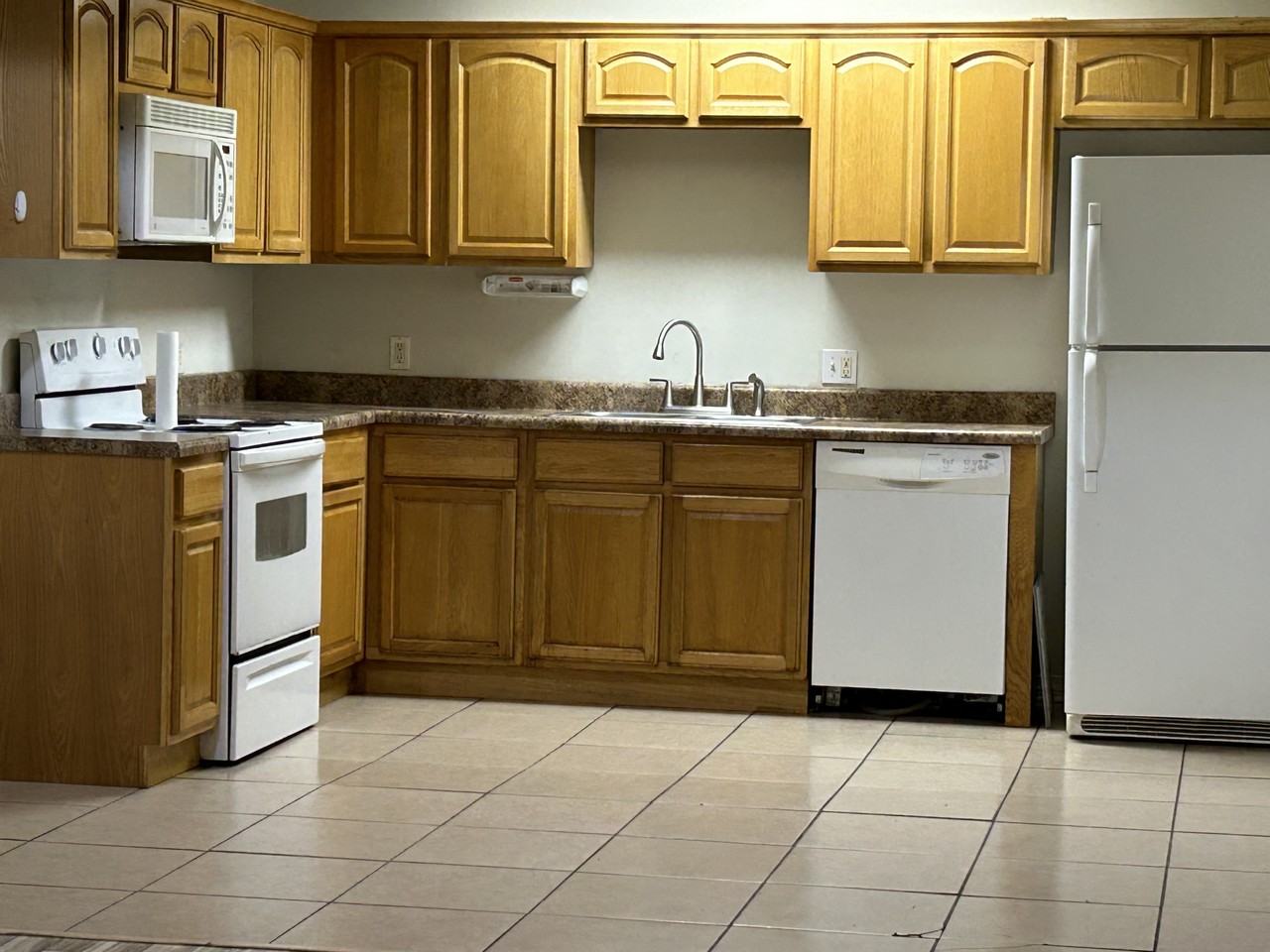 812 Nursery Ave #812 - Photo 2 of 12