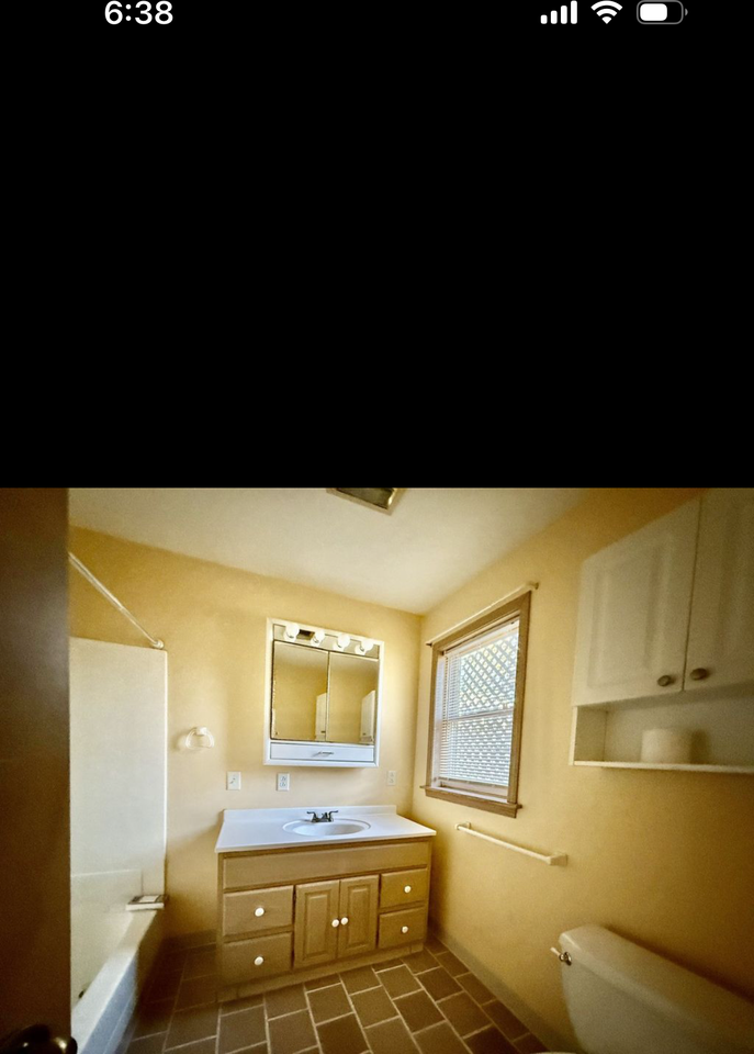 422 Chartres St #NA - Photo 7 of 9