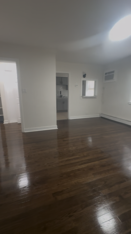 749 118th St #3 - Photo 7 of 7