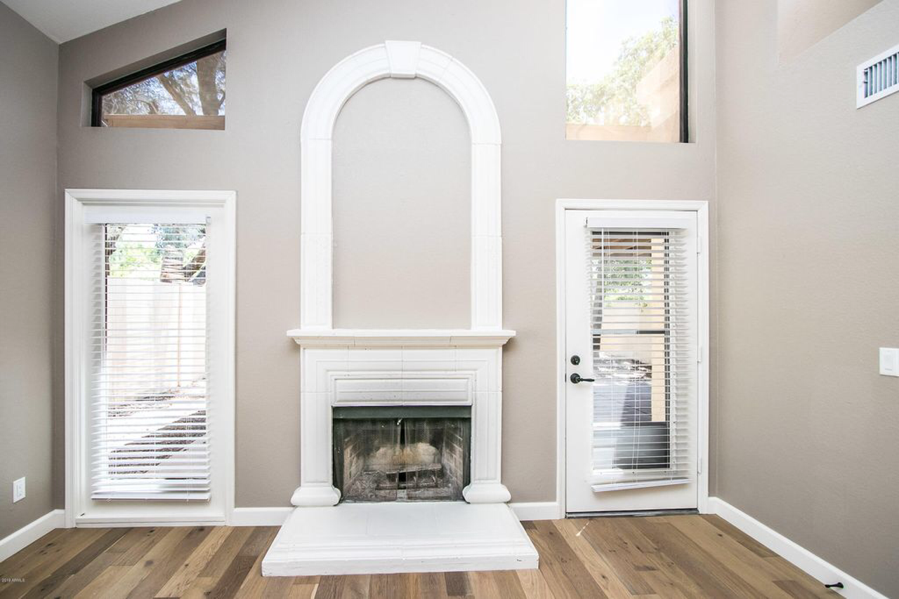 2312 W Comstock Dr #NA - Photo 3 of 11