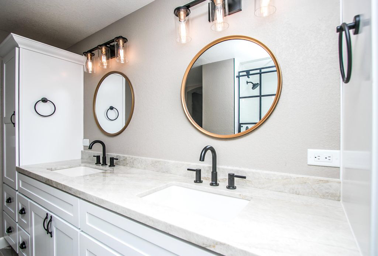 2312 W Comstock Dr #NA - Photo 4 of 11