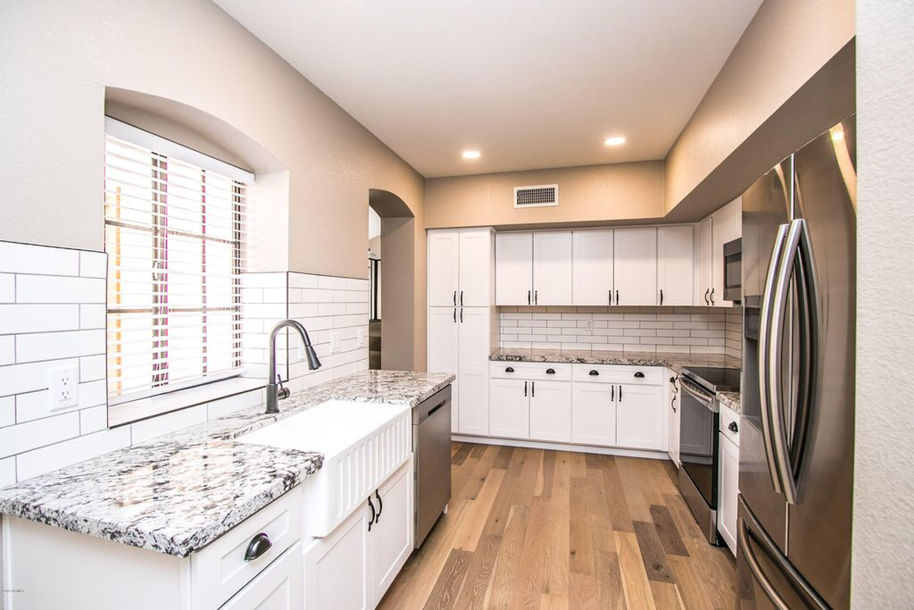 2312 W Comstock Dr #NA - Photo 7 of 11