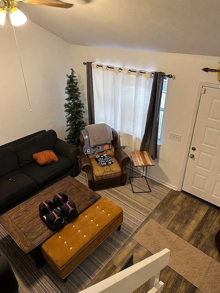 424 Indian Village Trl - Photo 7 of 17