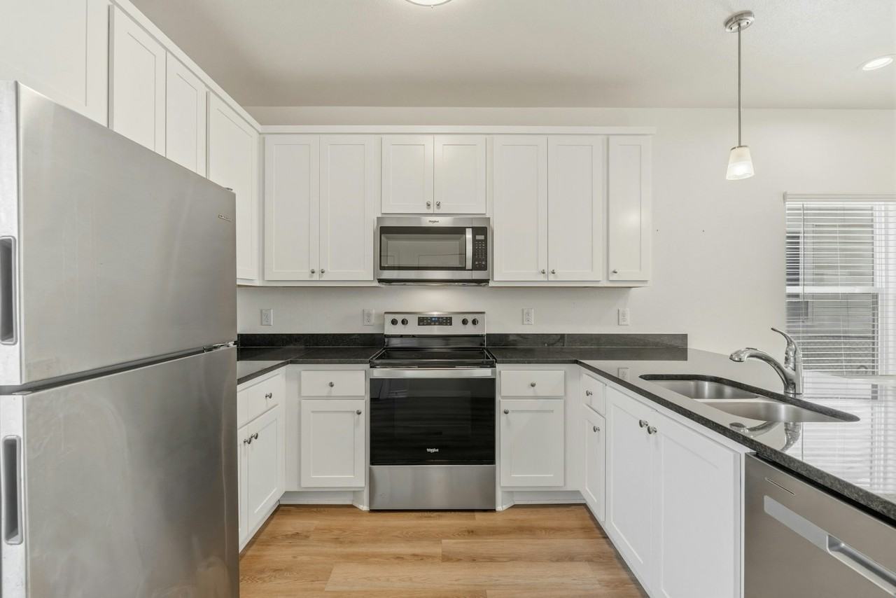 707 Runnels Avenue, Unit 102 - Photo 3 of 24