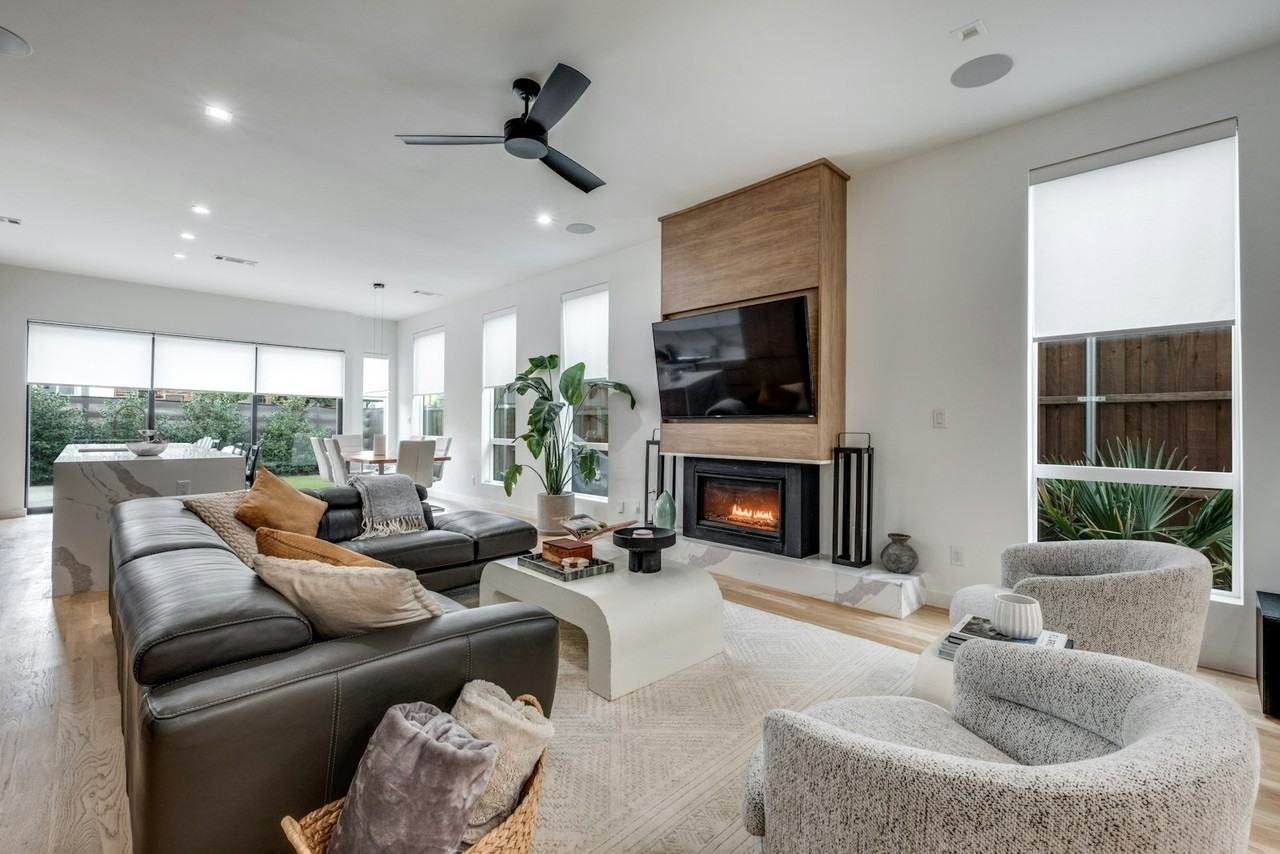 6113 Hudson Street - Photo 7 of 25