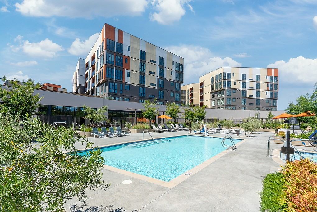 1250 Lakeside - Photo 2 of 50