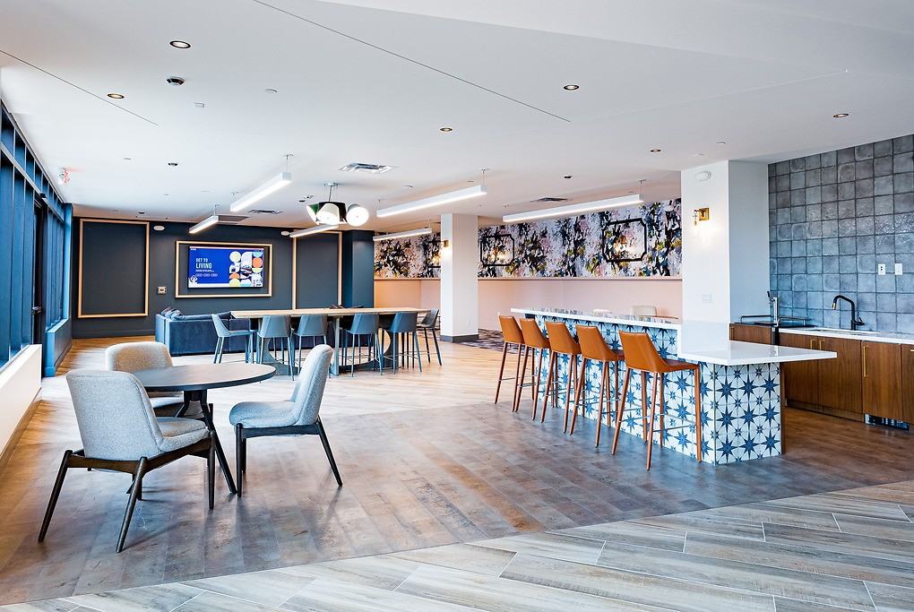 1250 Lakeside - Photo 5 of 50